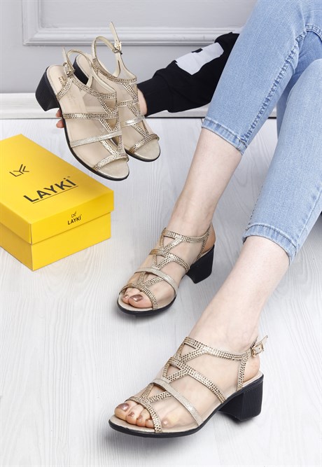 009011200000002LAYKİOrta TopukluLowell Gold Renkli Özel Tasarım Lux Kadın Kısa Topuklu Ayakkabı