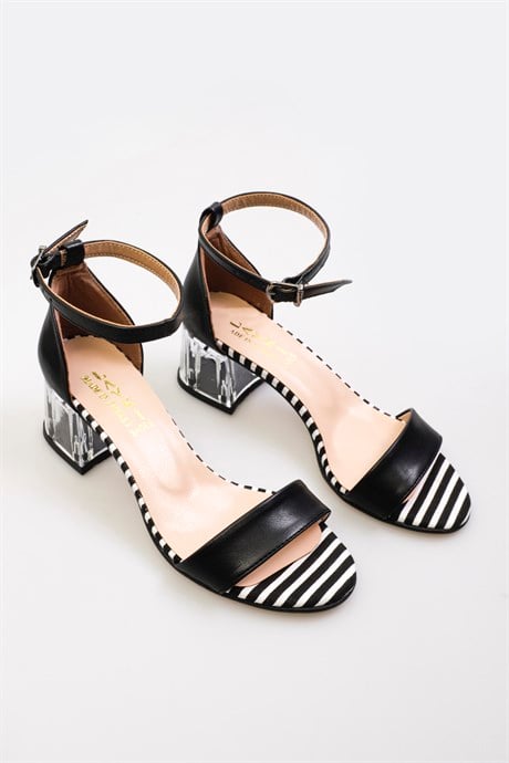 Layki 022025 mat deri Bayan Sandalet Ayakkabı