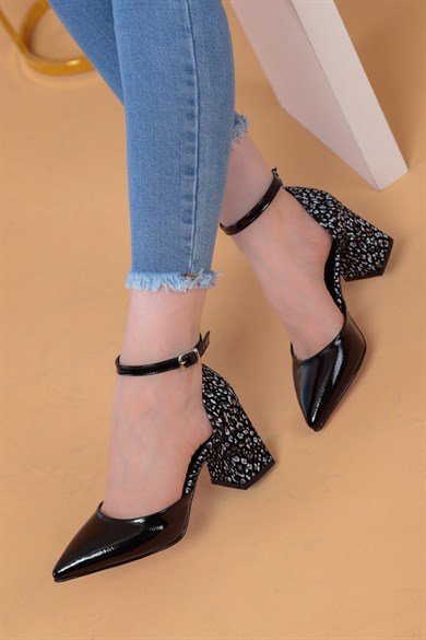 022011920000002LAYKİOrta TopukluSane Siyah Renkli Topuğu Nakışlı Kadın Topuklu Ayakkabı 