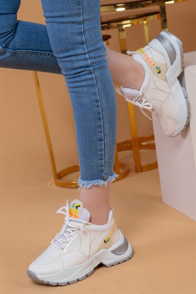 103010440000001laykiYürüyüş Ayakkabısılayki.com | Antoni Beyaz Renkli Kadın Spor Ayakkabı Antoni Beyaz Renkli Kadın Spor Ayakkabı