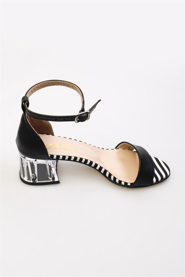 022010250000001layki3-5 cm topuklayki.com | Layki 022025 mat deri Bayan Sandalet Ayakkabı Charlene Siyah Beyaz Renkli Kadın Şeffaf Topuklu Ayakkabı 